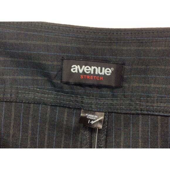 Avenue Modern Fit Crop Pant Women's Sz 14 Light Academia Gray Pin Striped Cuffed - Picture 2 of 9